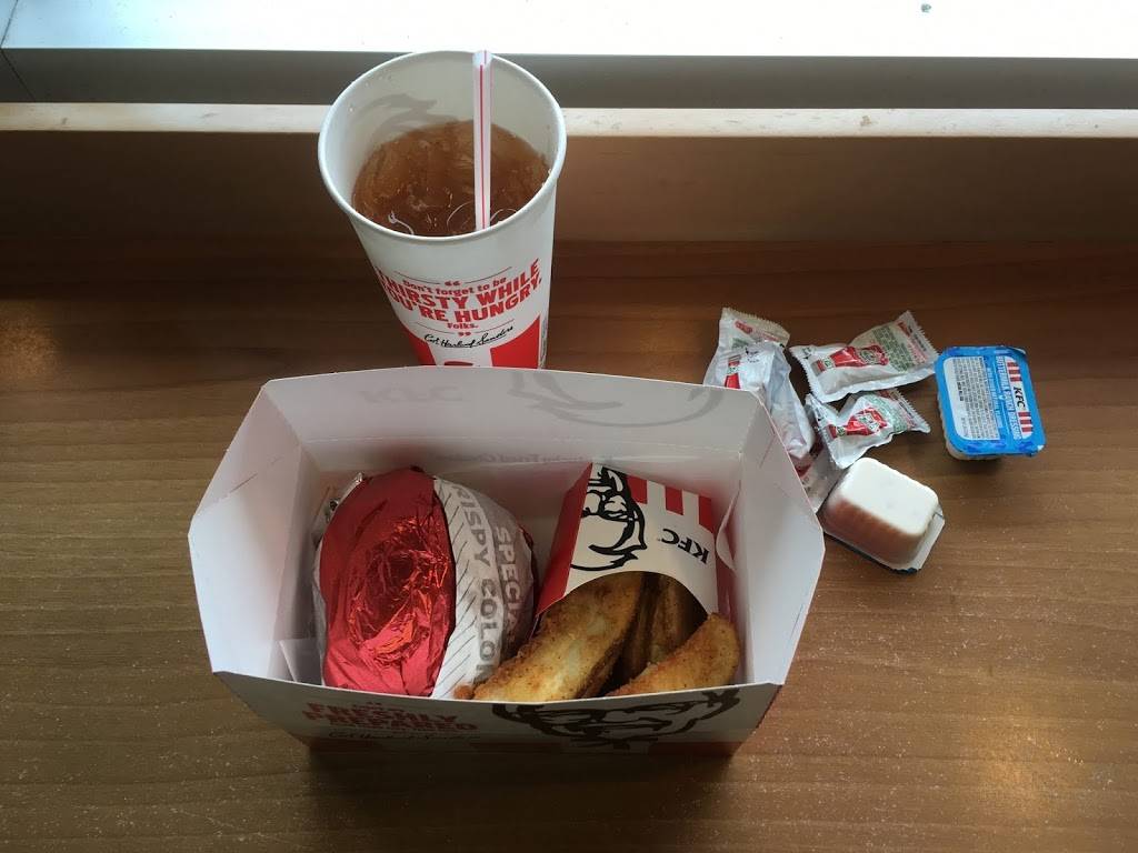 KFC | restaurant | 470 Lake Park Ave, Oakland, CA 94610, USA | 5108366390 OR +1 510-836-6390