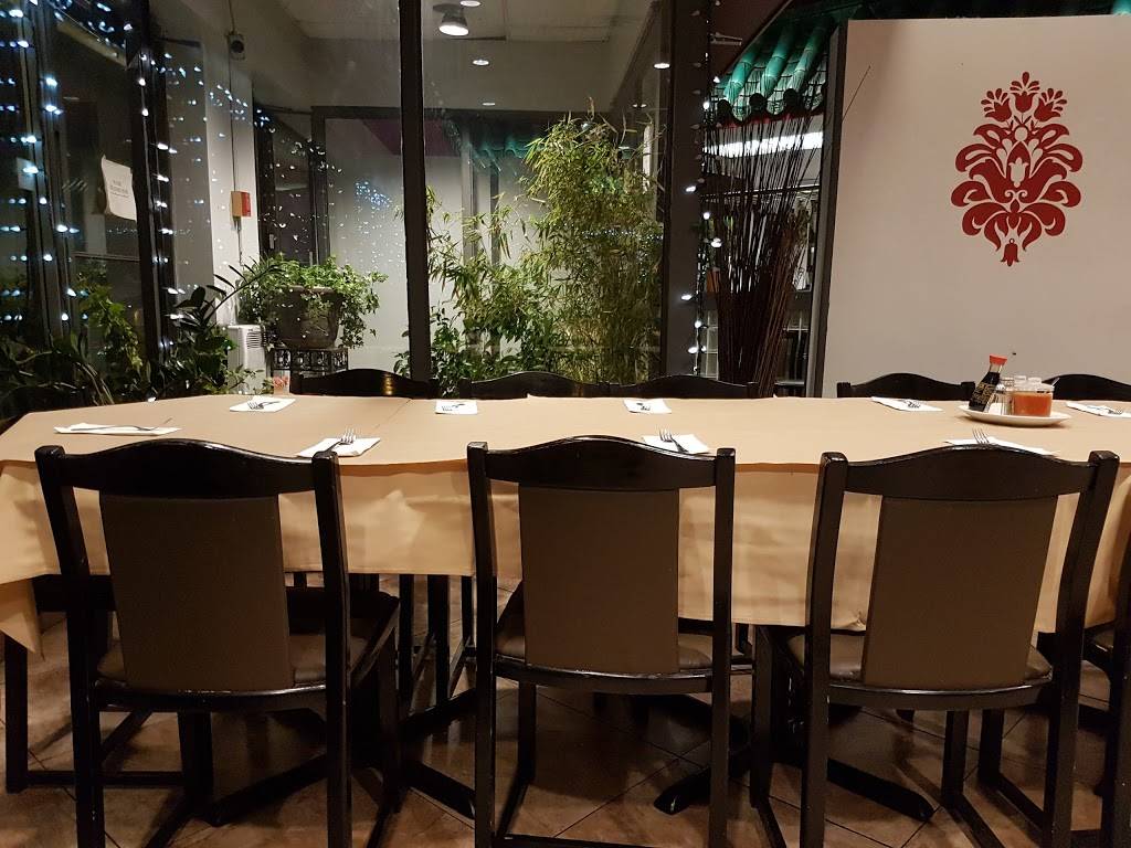 Asian Wok n Roll | restaurant | 6905 Millcreek Dr #13, Mississauga, ON L5N 6A3, Canada | 9055670088 OR +1 905-567-0088