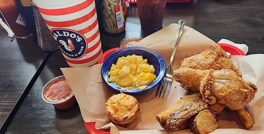 Waldos Chicken & Beer - Little Rock | restaurant | 6 Bass Pro Dr #300, Little Rock, AR 72210, USA | 5013532391 OR +1 501-353-2391