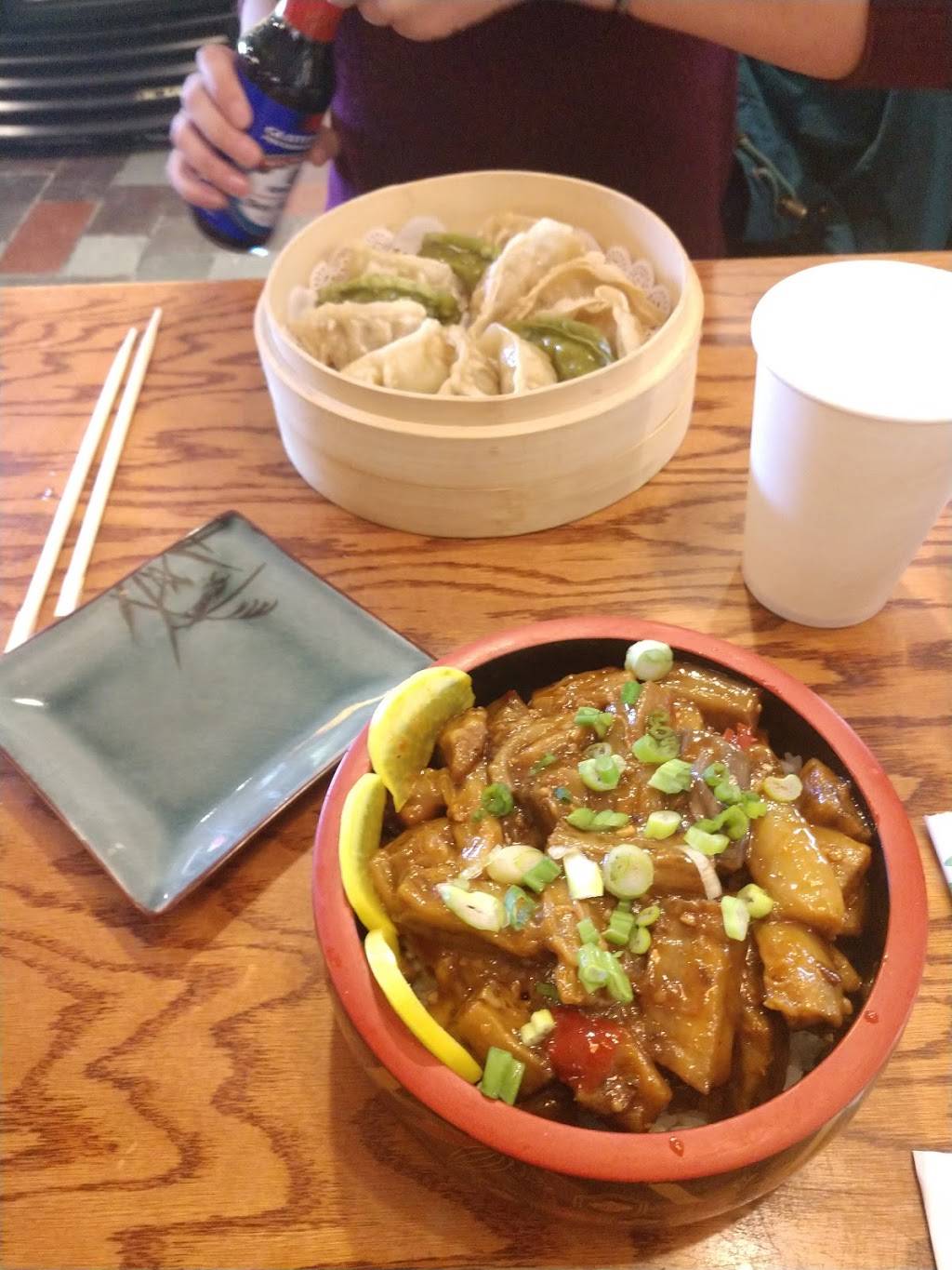 Shiro Kitchen & Asian Market | restaurant | 105 Stockbridge Rd, Great Barrington, MA 01230, USA | 4135281898 OR +1 413-528-1898