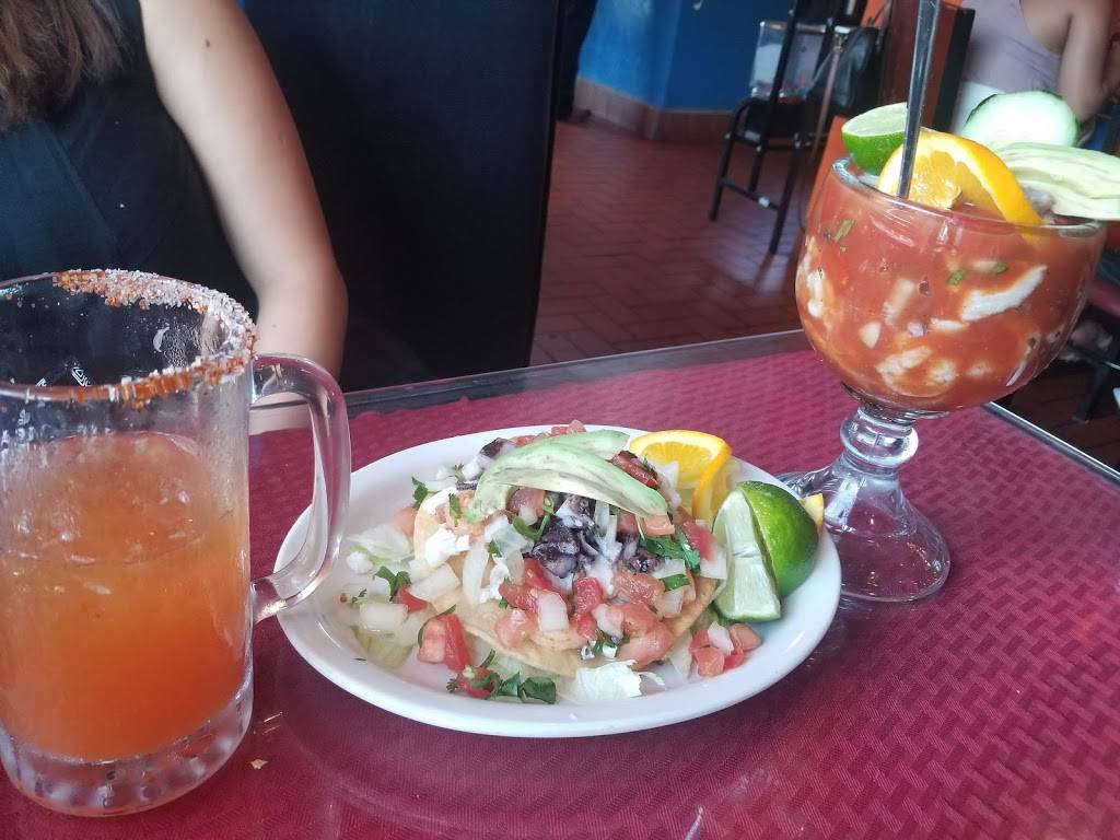 Mariscos La Marea | restaurant | 601 W Northside Dr, Fort Worth, TX 76164, USA | 8173788571 OR +1 817-378-8571