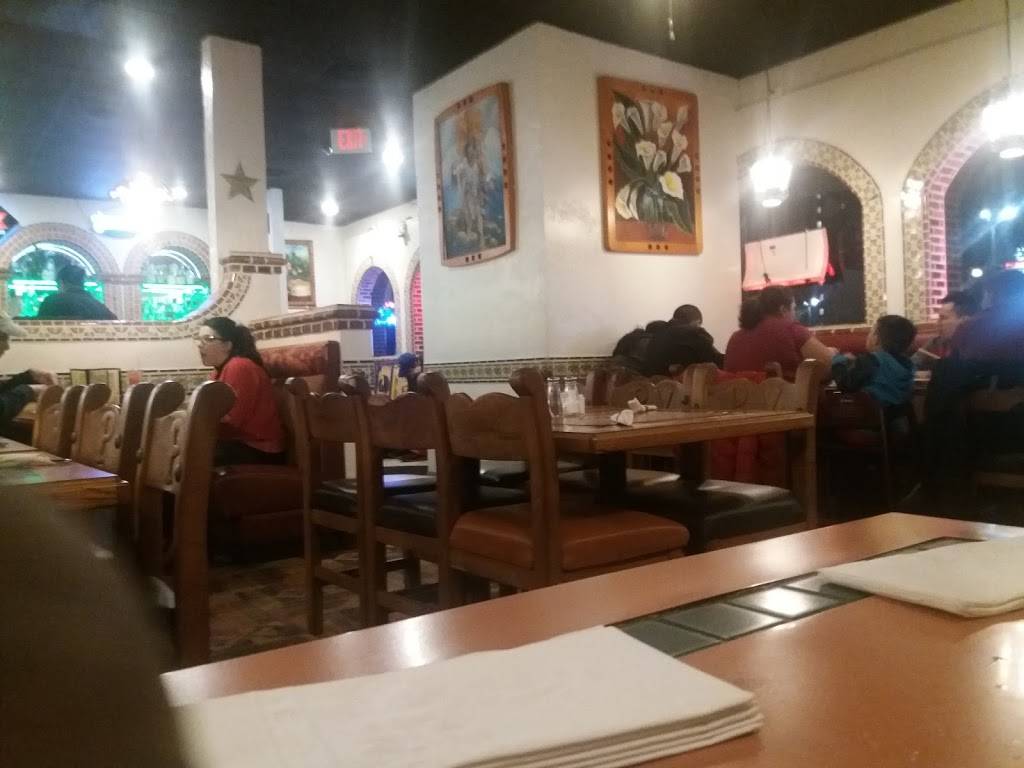 Puerto Vallarta | restaurant | 200 E Main St #4, Middletown, CT 06457, USA | 8608520080 OR +1 860-852-0080