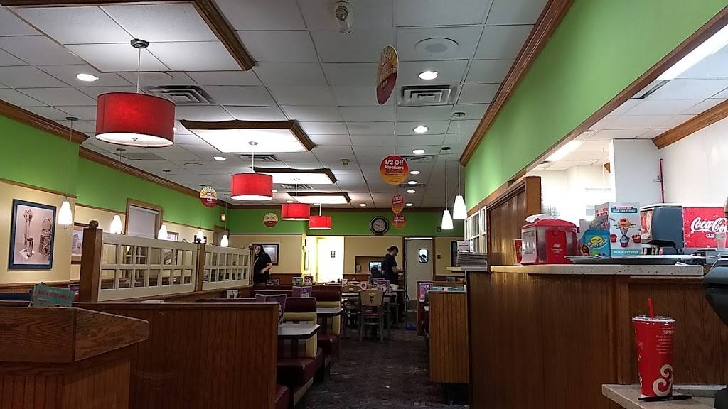 Friendlys | restaurant | 1243 Broad St, Bloomfield, NJ 07003, USA | 9733388669 OR +1 973-338-8669