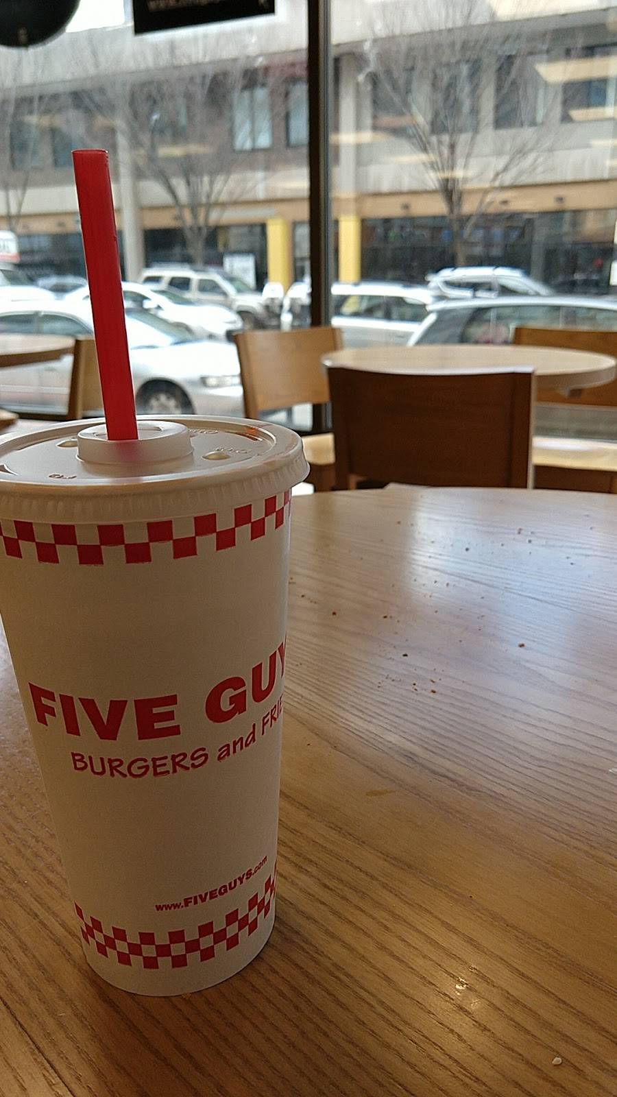 Five Guys | meal takeaway | 91 Church St, New Haven, CT 06510, USA | 2038595565 OR +1 203-859-5565