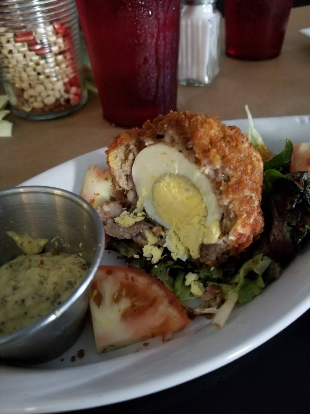 Snug Pub | restaurant | 200 Willard St, Cocoa, FL 32922, USA | 3213490337 OR +1 321-349-0337