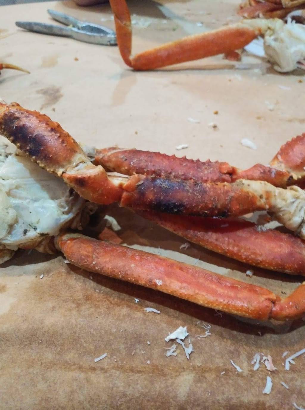 Blue Hen Crossroads | restaurant | 18541 S Main St, Bridgeville, DE 19933, USA | 3029566423 OR +1 302-956-6423