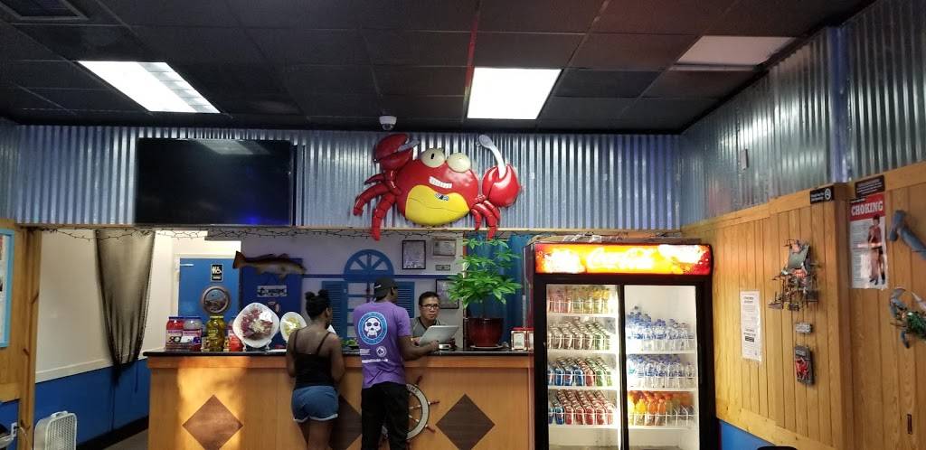 La Cajun Seafood | restaurant | 6642 Old Winter Garden Rd, Orlando, FL 32835, USA | 4076013350 OR +1 407-601-3350