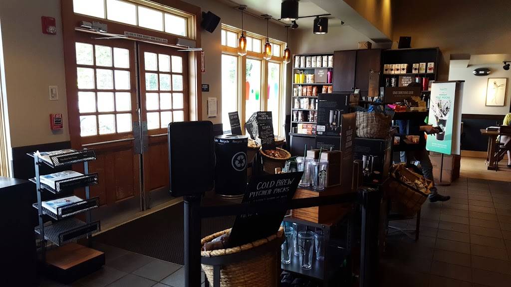 Starbucks | cafe | 930 Hopmeadow Rd, Simsbury, CT 06070, USA | 8606517957 OR +1 860-651-7957