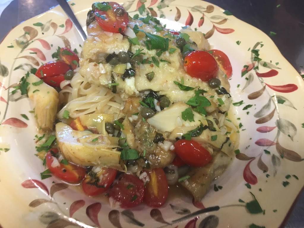 Robertos | restaurant | 2468 Burnsed Blvd, The Villages, FL 32163, USA | 3526261059 OR +1 352-626-1059