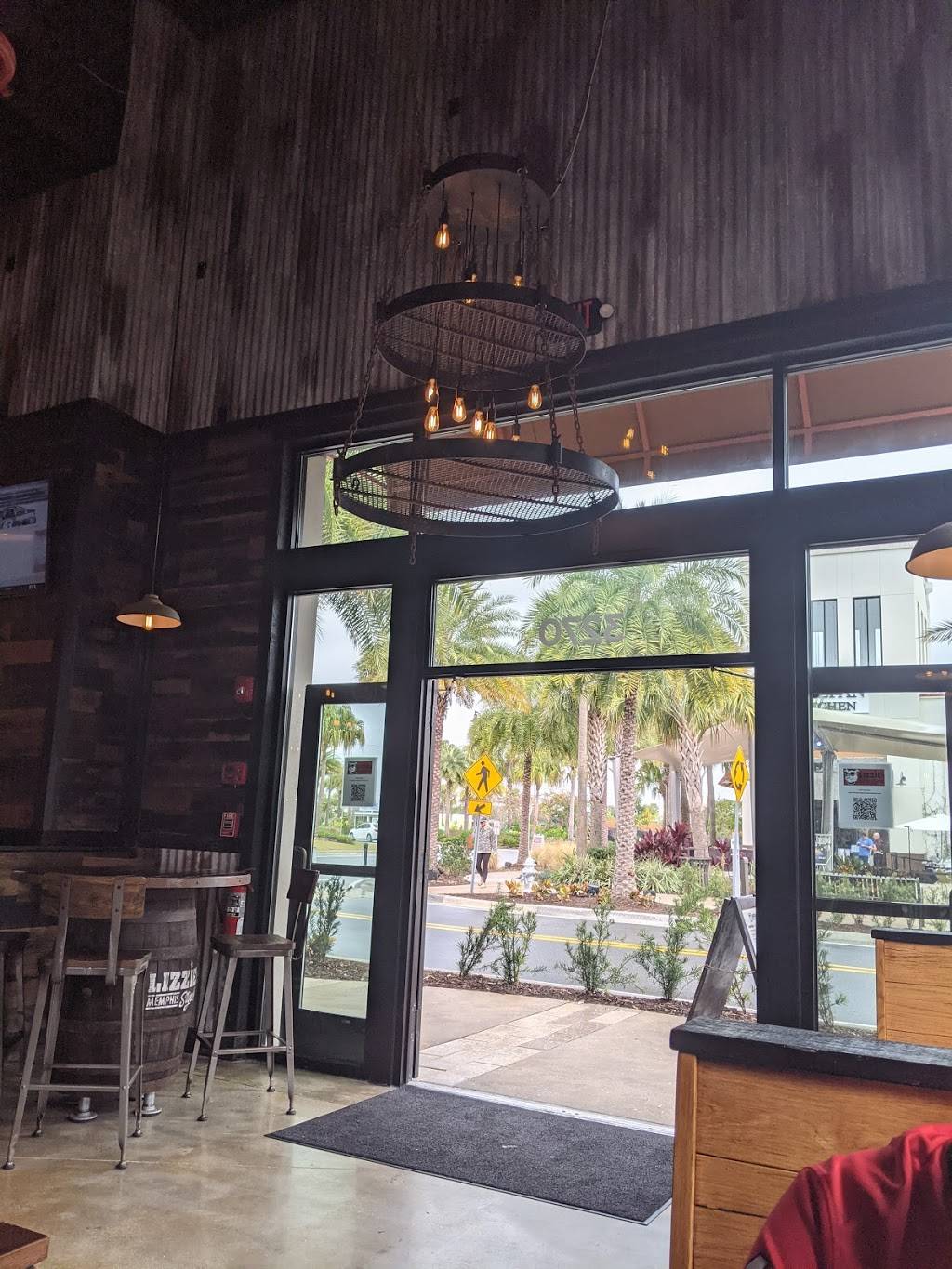 Lizzies Memphis Style Barbecue | restaurant | 3270 Margaritaville Blvd, Kissimmee, FL 34747, USA | 4079547282 OR +1 407-954-7282