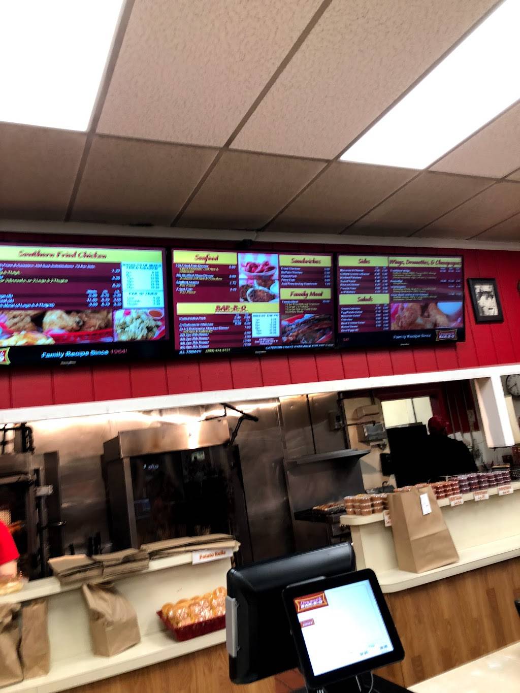 Drumstik Bar-B-Q | restaurant | 4189 Main St, Bridgeport, CT 06606, USA | 2033746151 OR +1 203-374-6151