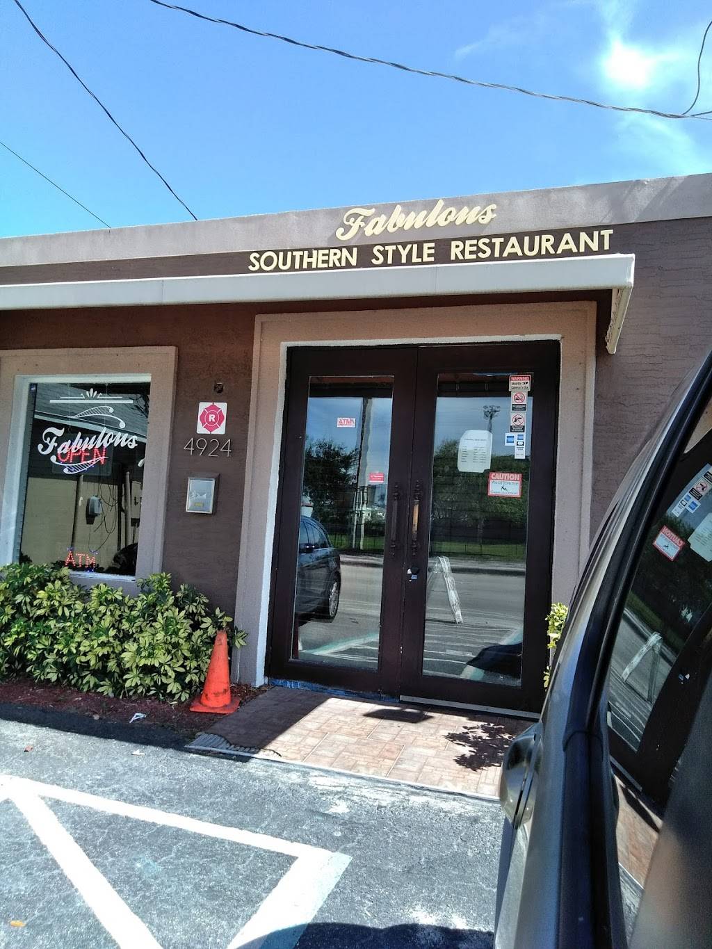 Fabulous Soul Food | restaurant | 4924 Pembroke Rd #8110, Hollywood, FL 33021, USA | 9544047389 OR +1 954-404-7389
