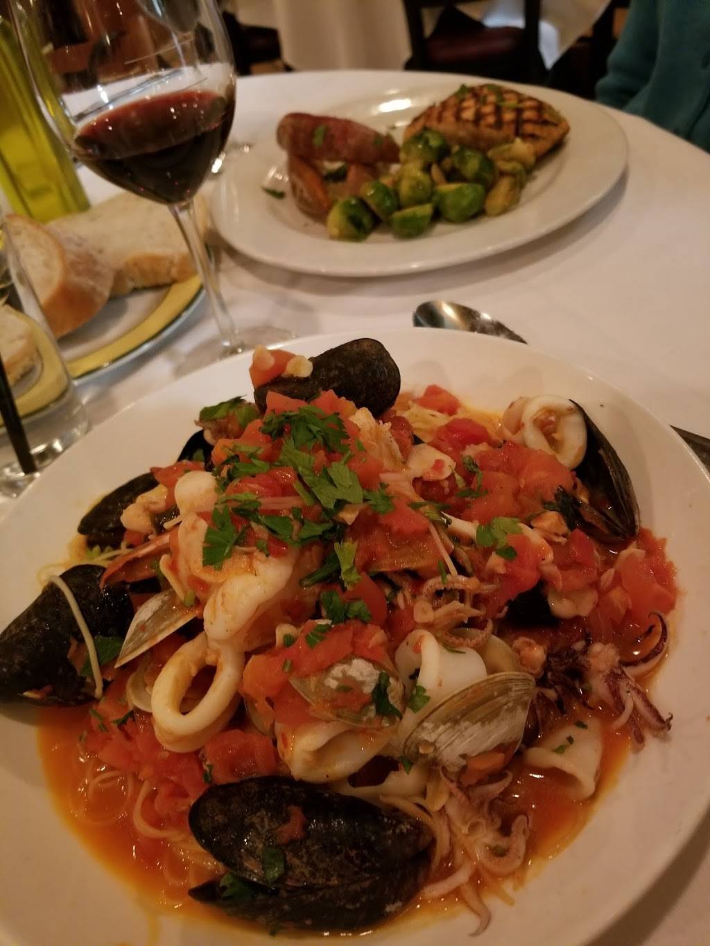 La Bella Italia | restaurant | 1065 Laskin Rd, Virginia Beach, VA 23451, USA | 7574228536 OR +1 757-422-8536