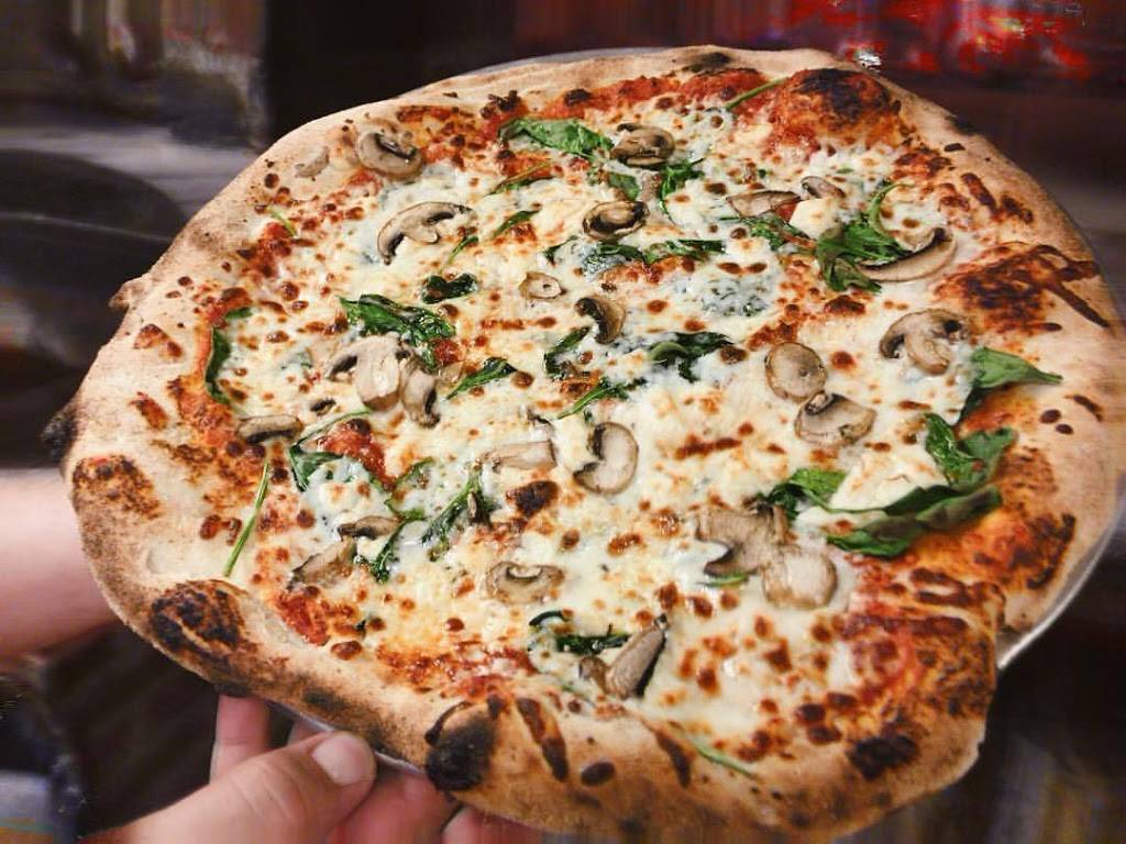 The Crushed Tomato | restaurant | 205 Montgomery St, Summerville, GA 30747, USA | 7068590000 OR +1 706-859-0000