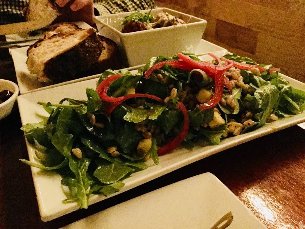 Della | restaurant | 1238 Prospect Ave, Brooklyn, NY 11218, USA | 7186330249 OR +1 718-633-0249