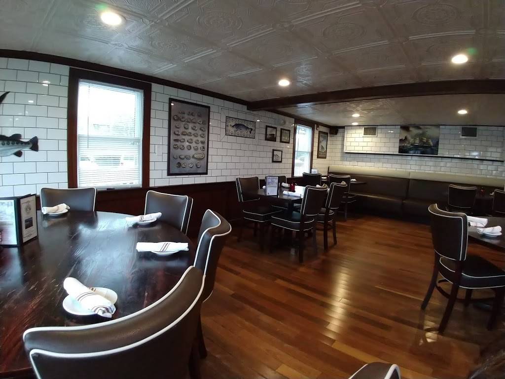 Skipper Restaurant and Chowder House | restaurant | 152 S Shore Dr, South Yarmouth, MA 02664, USA | 5083947406 OR +1 508-394-7406