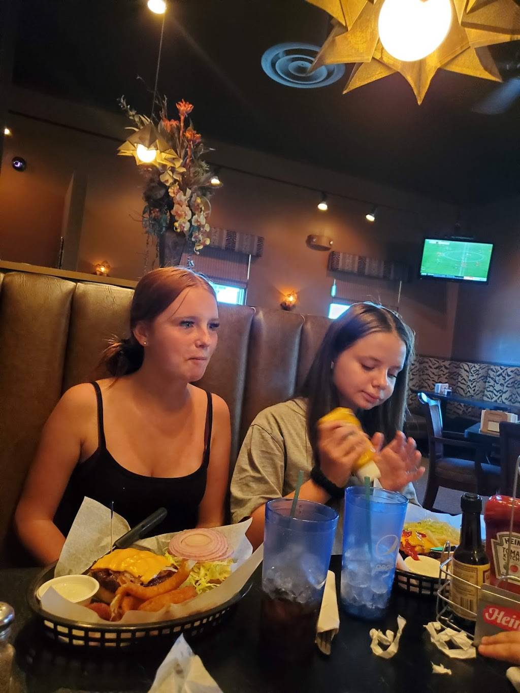 Goldfingers Bar & Grill | restaurant | 1115 E Pyle Ave, Las Vegas, NV 89183, USA | 7024078177 OR +1 702-407-8177