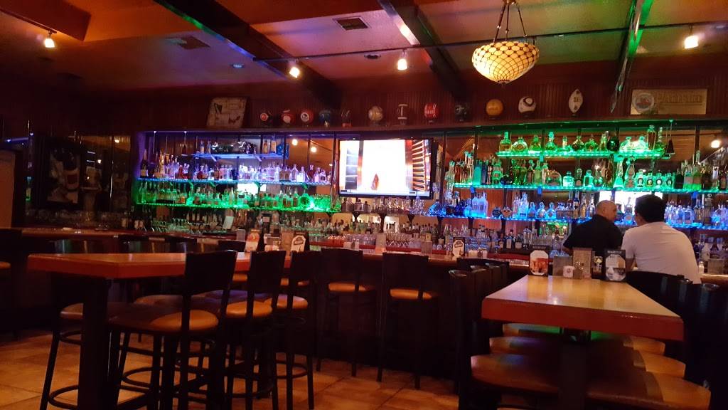 Ricardos Restaurant | restaurant | 4065 Factoria Blvd SE, Bellevue, WA 98006, USA | 4256435585 OR +1 425-643-5585