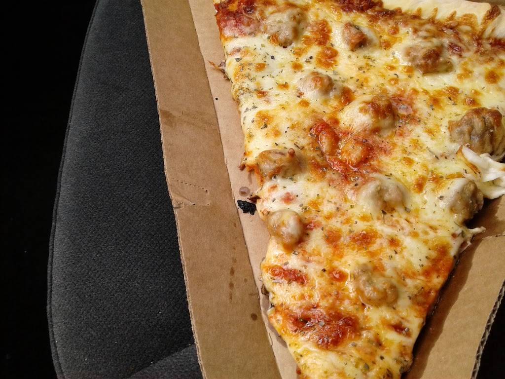 Damenzos Pizza | restaurant | 7300 Roosevelt Rd, Forest Park, IL 60130, USA | 7087715705 OR +1 708-771-5705