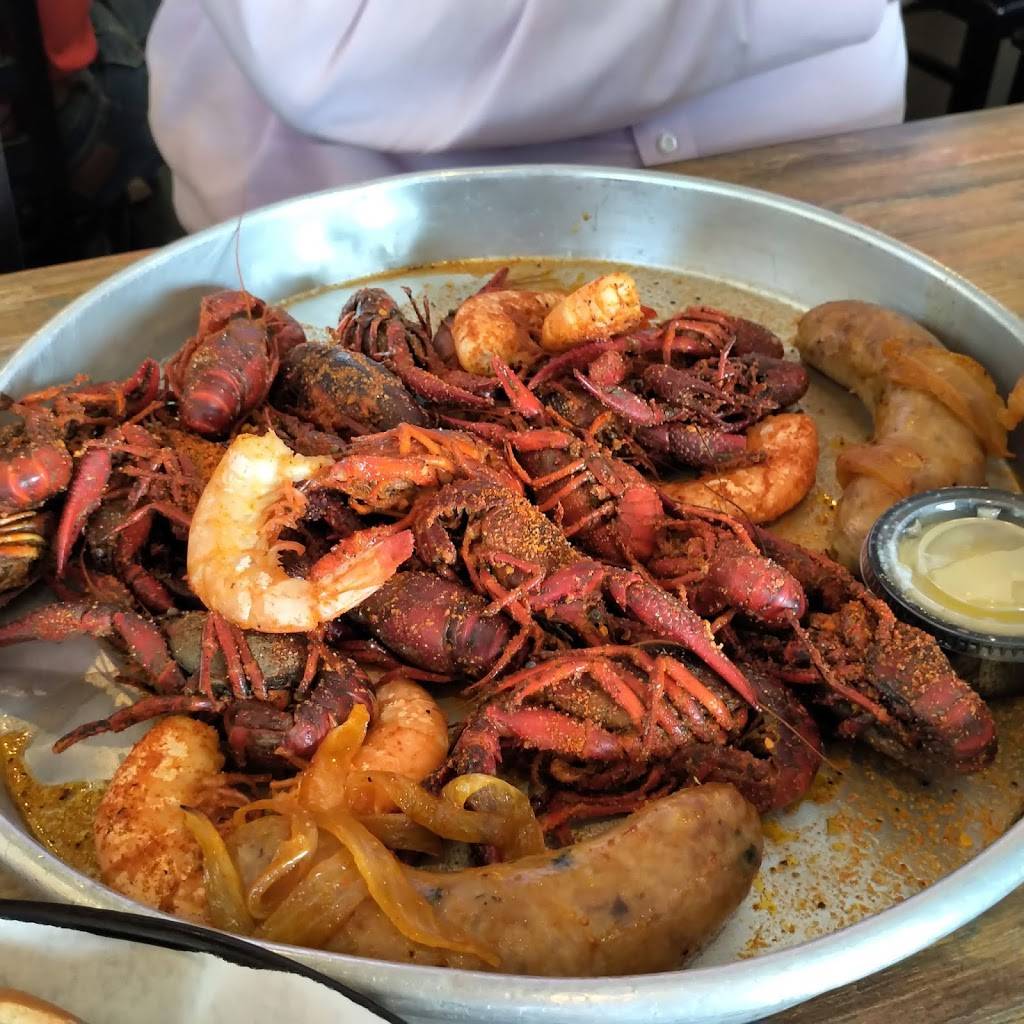 Heberts Specialty Meats | restaurant | 2101 E 71st St, Tulsa, OK 74136, USA | 9182988400 OR +1 918-298-8400