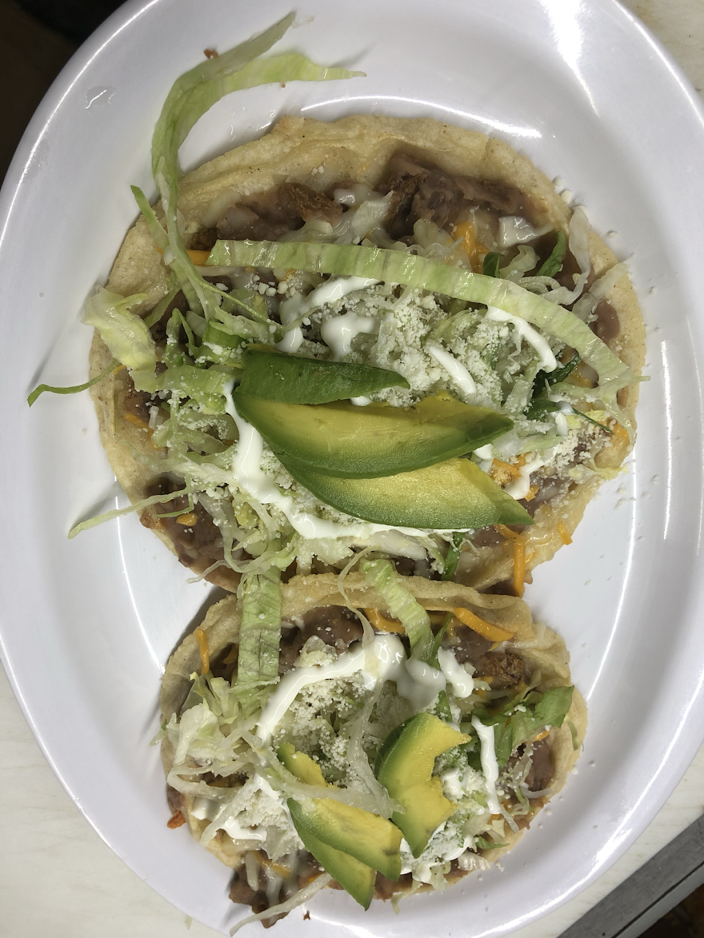 La Cueva Deli & Mexican grill | restaurant | 1182 W Farms Rd, Bronx, NY 10459, USA | 7185892409 OR +1 718-589-2409