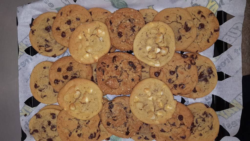 Subway Restaurants | restaurant | 8940 E 38th St, Indianapolis, IN 46226, USA | 3178977060 OR +1 317-897-7060