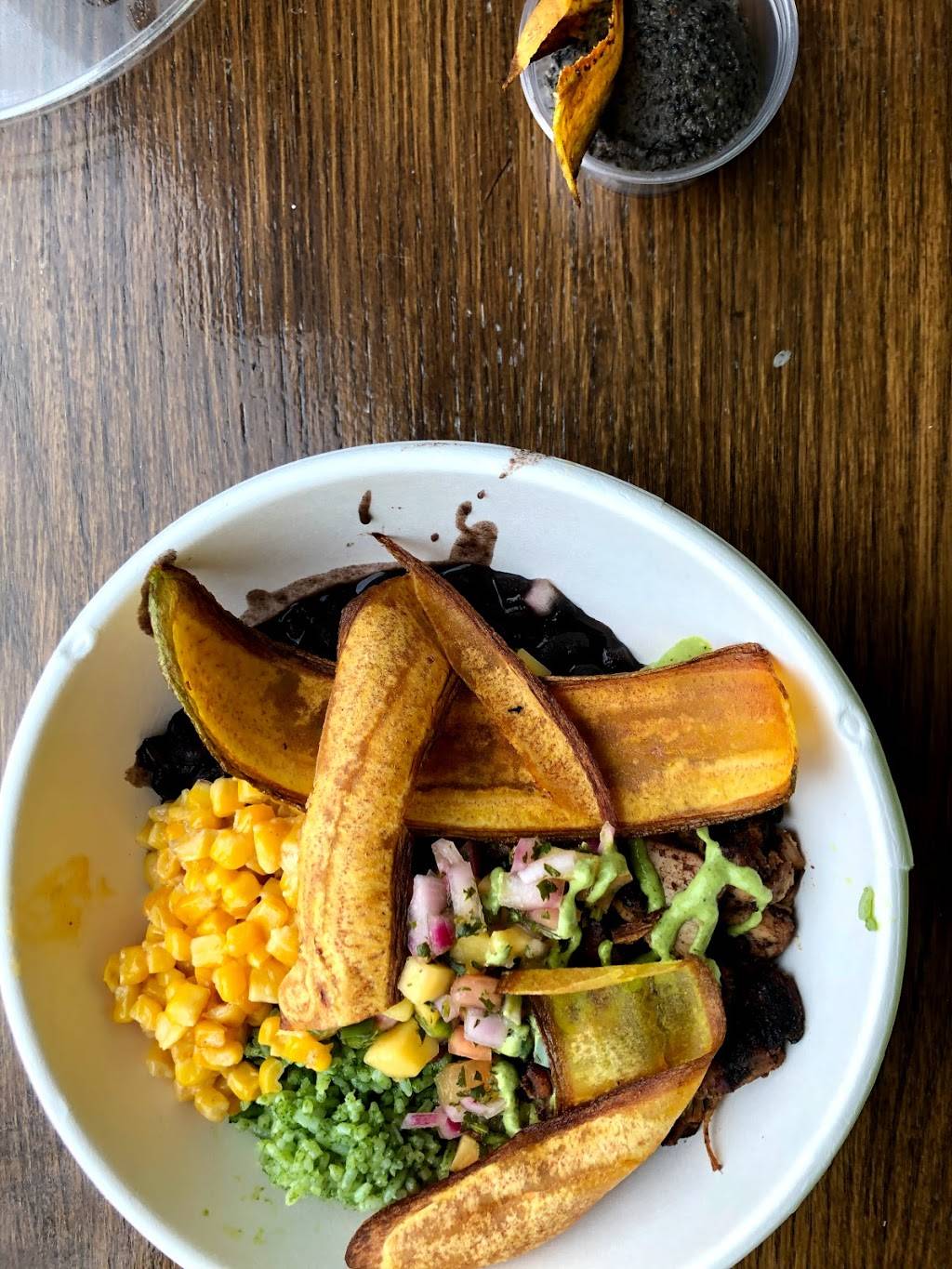 Ajo | restaurant | 752 W 33rd St, Chicago, IL 60616, USA | 3127632530 OR +1 312-763-2530