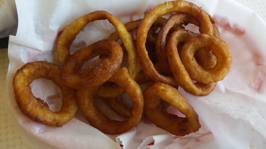 Steel City Dogs | restaurant | 1131 E Orman Ave, Pueblo, CO 81001, USA | 7195421517 OR +1 719-542-1517