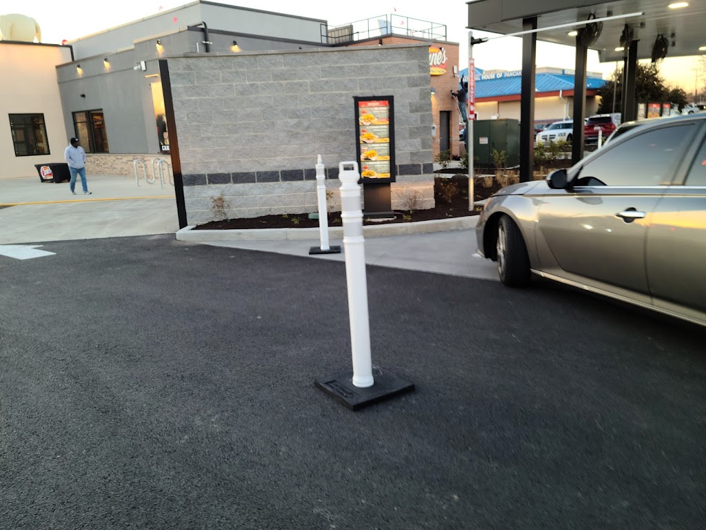 Raising Canes Chicken Fingers | restaurant | 3270 Donnell Dr, Forestville, MD 20747, USA | 3012819024 OR +1 301-281-9024