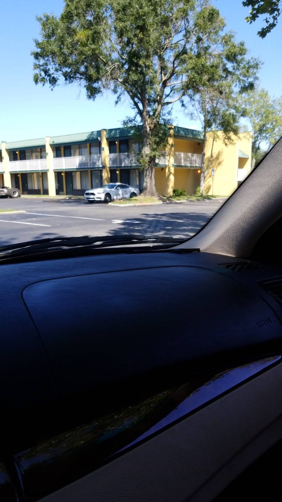 Hartfield Restaurant | restaurant | 6802 Commonwealth Ave, Jacksonville, FL 32254, USA | 9047816000 OR +1 904-781-6000