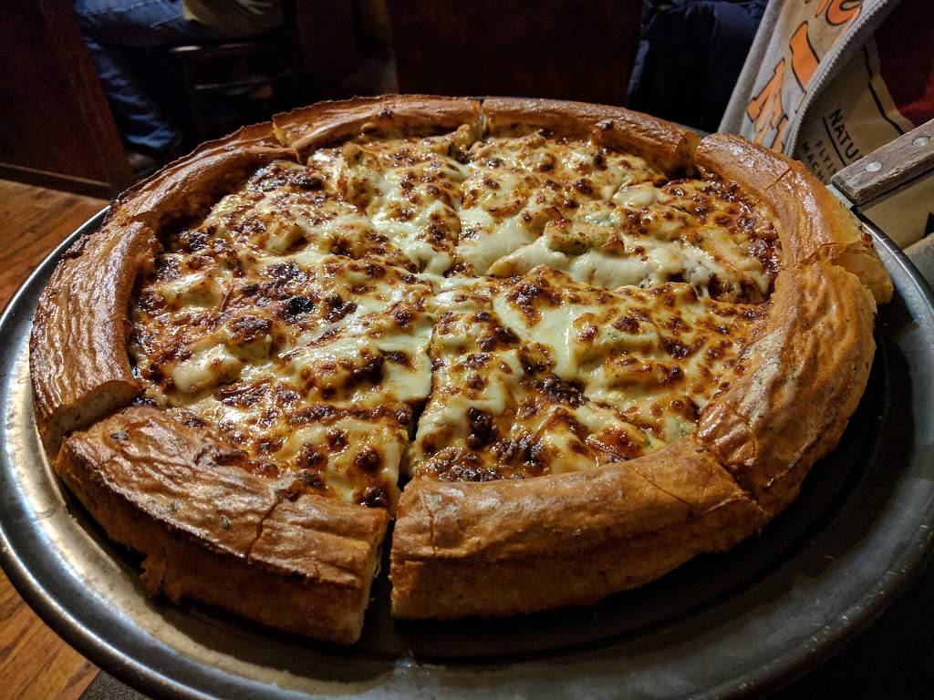 Old School Pizza Tavern | restaurant | 603 W Abram St, Arlington, TX 76010, USA | 6823234441 OR +1 682-323-4441