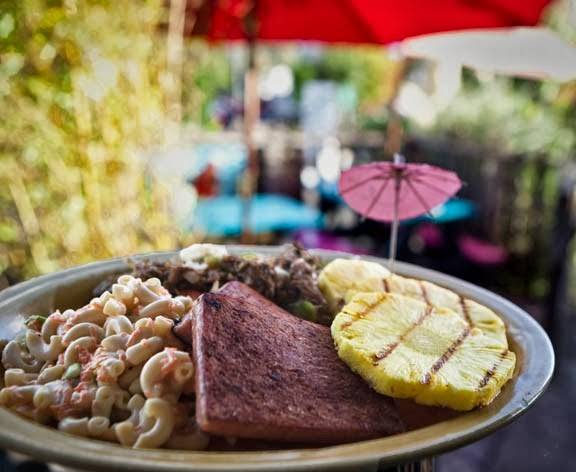 Salvador Mollys | restaurant | 1523 SW Sunset Blvd, Portland, OR 97239, USA | 5032931790 OR +1 503-293-1790