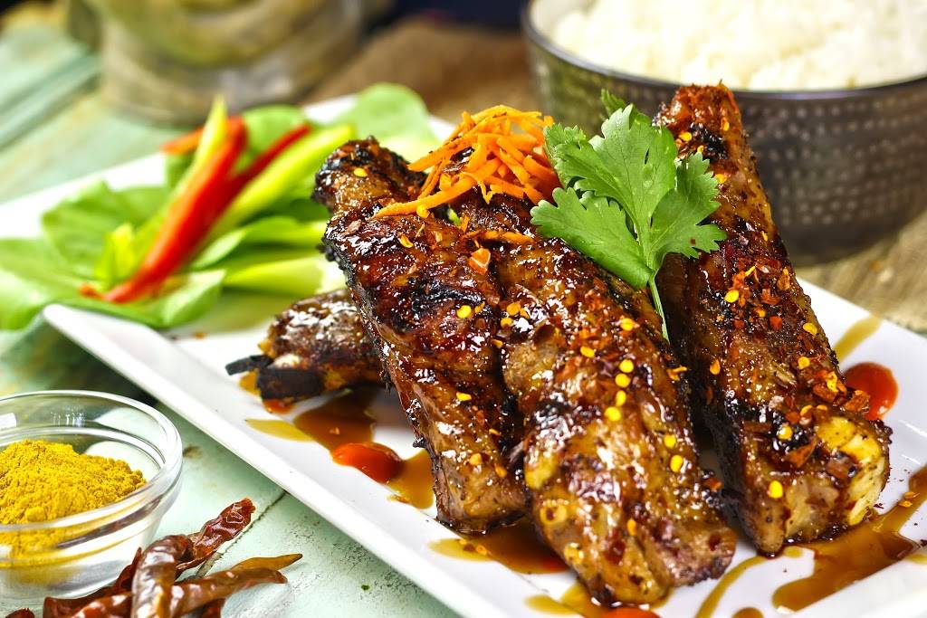 Ketmoree Thai Restaurant and Bar | night club | 238 G St, Davis, CA 95616, USA | 5307592255 OR +1 530-759-2255