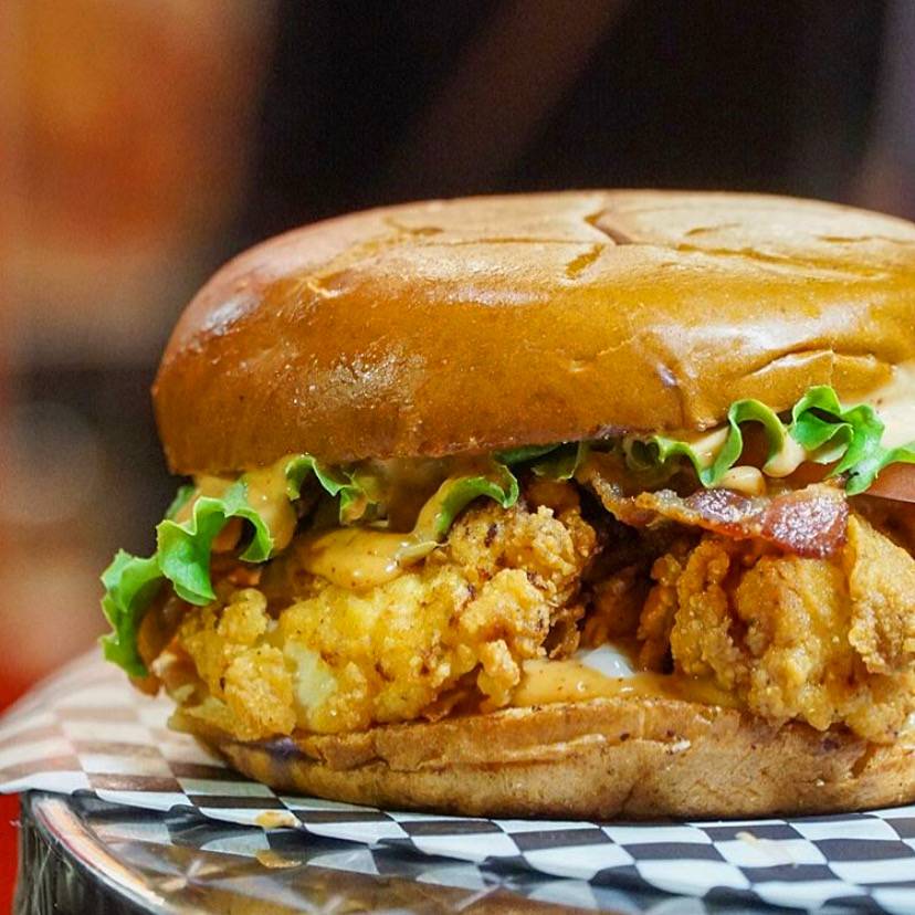 Rhythm’s Chicken and Waffles | restaurant | 1136 Garnet Ave, San Diego, CA 92109, USA | 8582466276 OR +1 858-246-6276