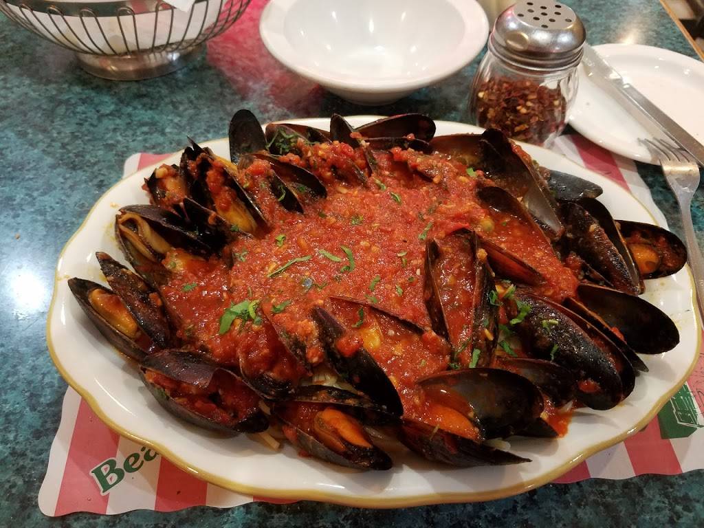 Vinnies Pizza Old Bridge | restaurant | 1061 U.S. 9, Old Bridge, NJ 08857, USA | 7323137030 OR +1 732-313-7030