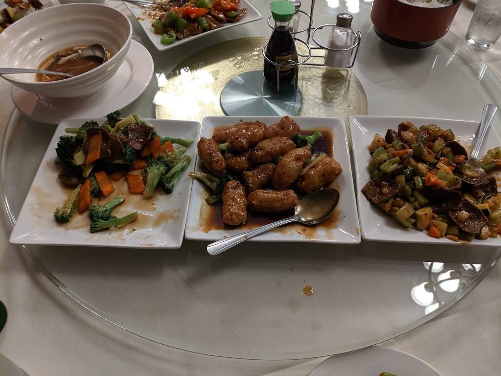 Yuan Su Vegetarian | restaurant | 11140 SE Powell Blvd, Portland, OR 97266, USA | 5034775775 OR +1 503-477-5775