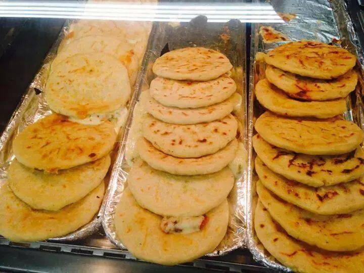 El Paraiso Salvadoreño | restaurant | 974 Kendall Dr Suite 7-8, San Bernardino, CA 92407, USA | 9098866575 OR +1 909-886-6575