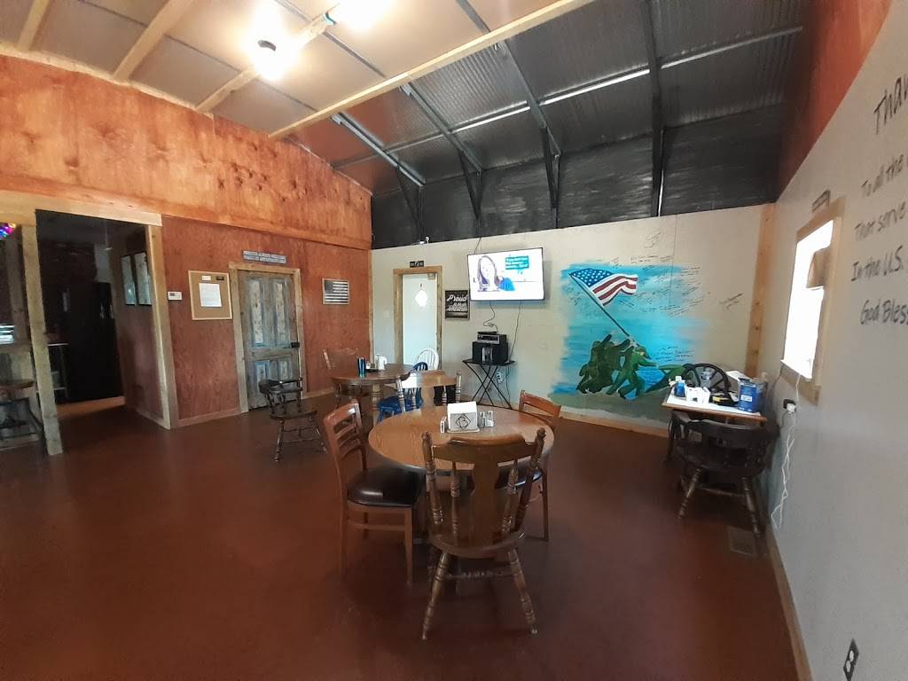 DiamondB Bar and Grill LLC | restaurant | 202 E 2nd St, Blackburn, MO 65321, USA | 6603860566 OR +1 660-386-0566