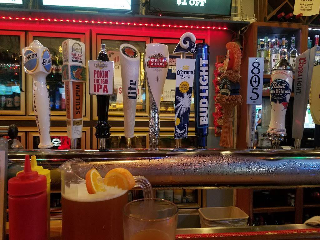 Surf Dogs Sports Grill | restaurant | 5932 Warner Ave, Huntington Beach, CA 92649, USA | 7148465700 OR +1 714-846-5700