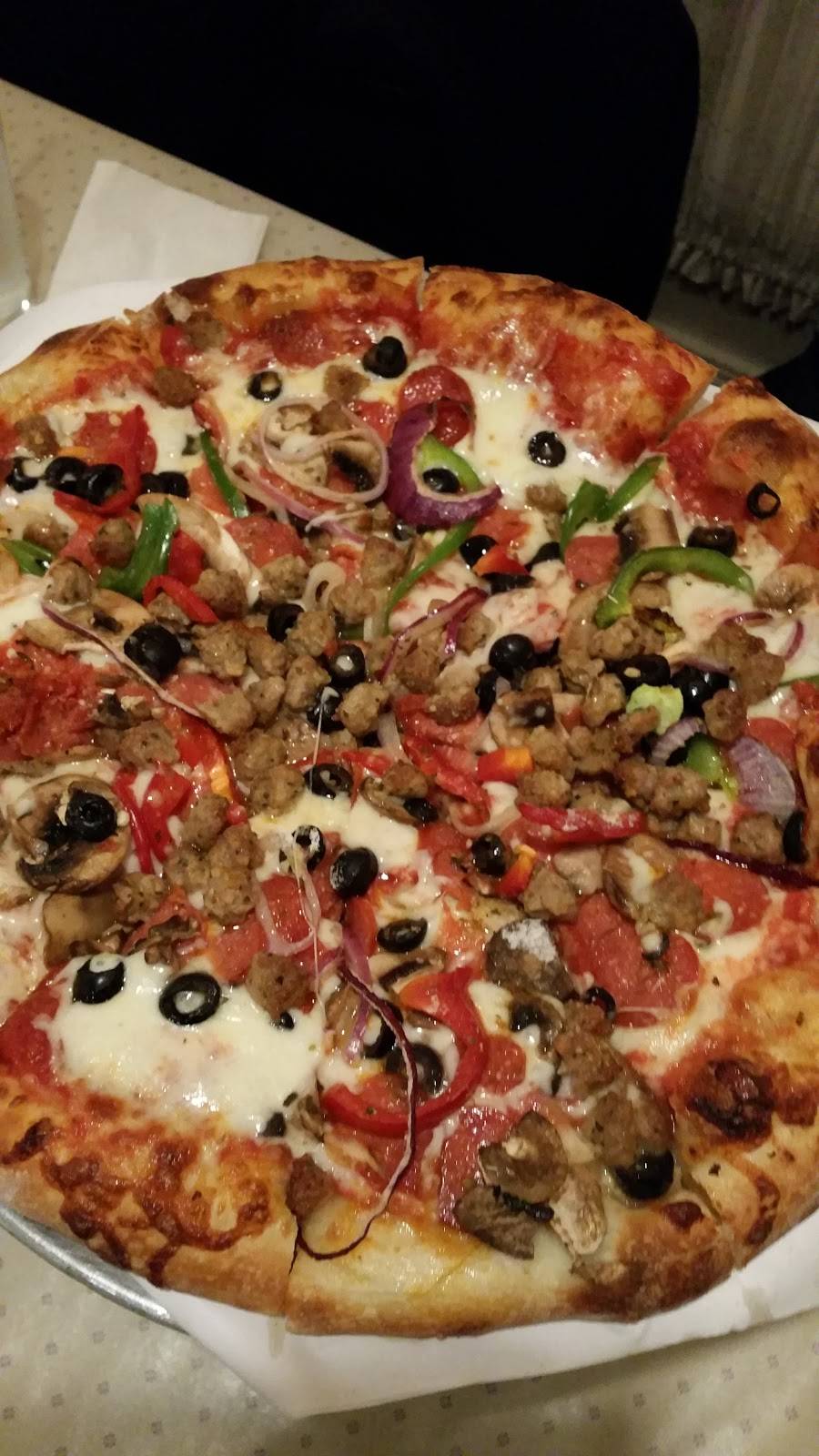 Antonuccis Italian & Seafood Restaurant | night club | 24190 Alicia Pkwy, Mission Viejo, CA 92691, USA | 9494724332 OR +1 949-472-4332