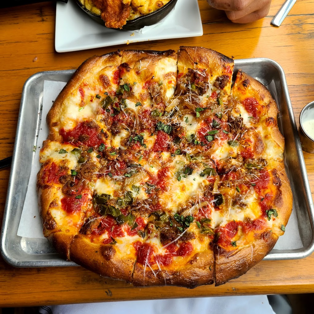 The Stillery Midtown | restaurant | 1921 Broadway, Nashville, TN 37203, USA | 6157605158 OR +1 615-760-5158