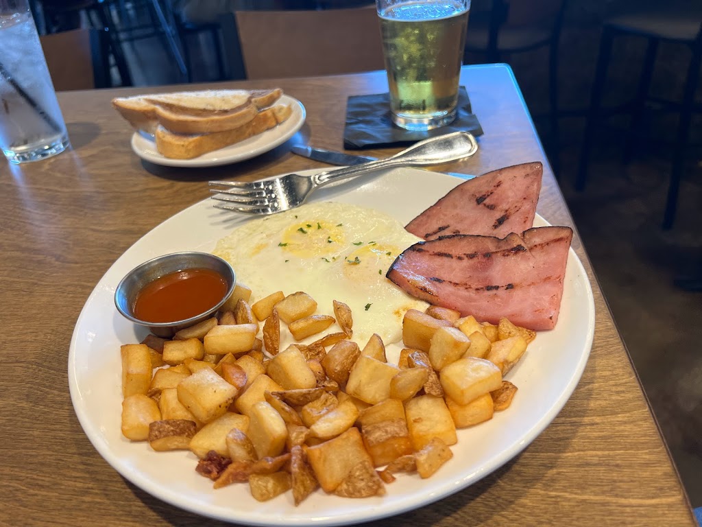 The Parlay Kitchen + Cocktails | restaurant | 9220 East Vía de Ventura #115, Scottsdale, AZ 85258, USA | 4805000959 OR +1 480-500-0959