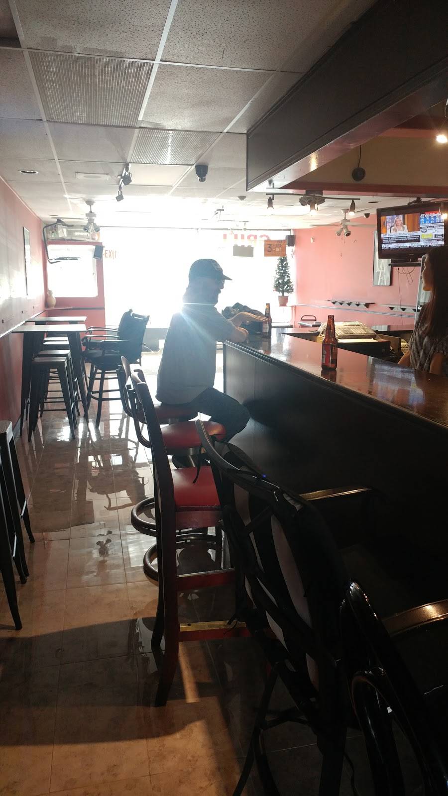 Weston Sports Bar | restaurant | 2833 Weston Rd, North York, ON M9M 2S1, Canada | 4167493335 OR +1 416-749-3335