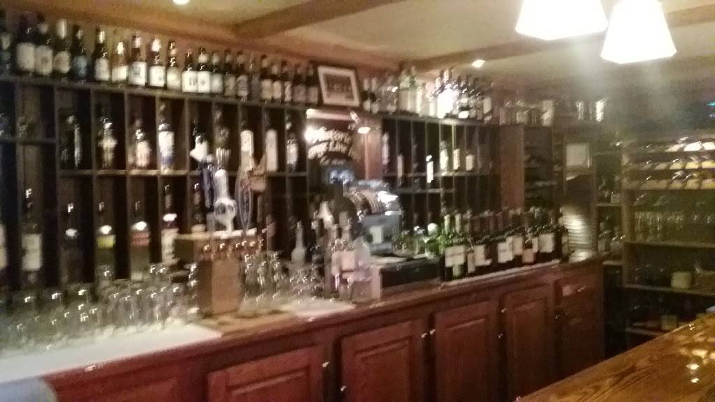 The Range Line Inn | restaurant | 2635 W Mequon Rd, Mequon, WI 53092, USA | 2622420530 OR +1 262-242-0530