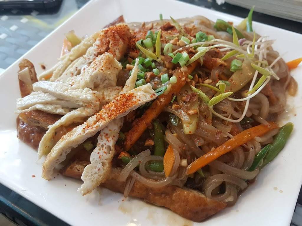 Best Sushi Grill | restaurant | 13525 Palm Dr #3, Desert Hot Springs, CA 92240, USA | 7602511793 OR +1 760-251-1793