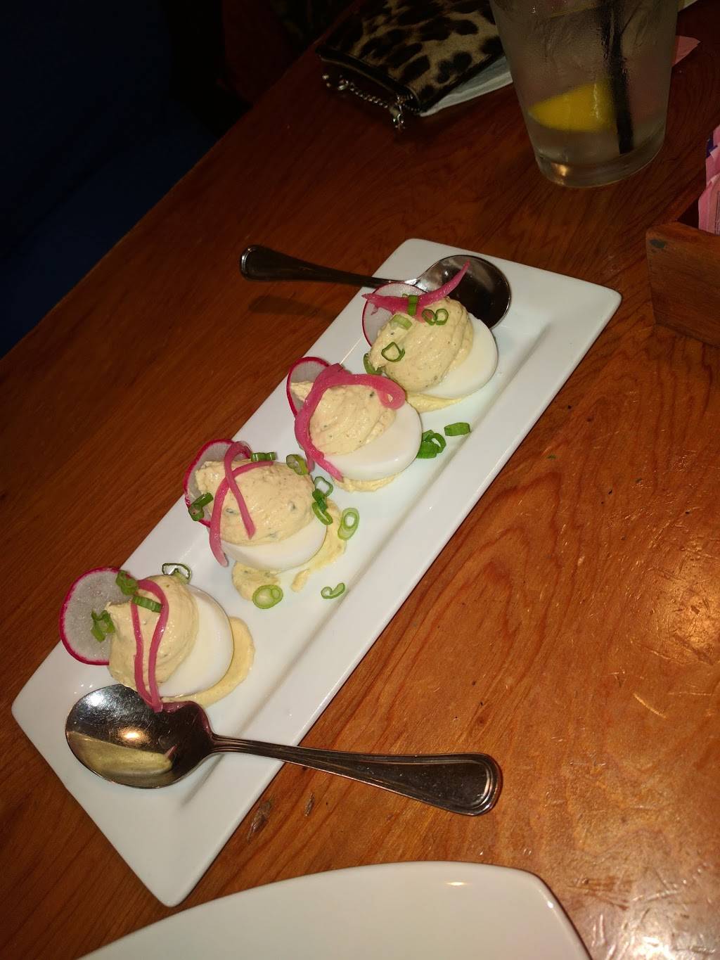 Parlor Market | restaurant | 115 W Capitol St, Jackson, MS 39201, USA | 6013600090 OR +1 601-360-0090