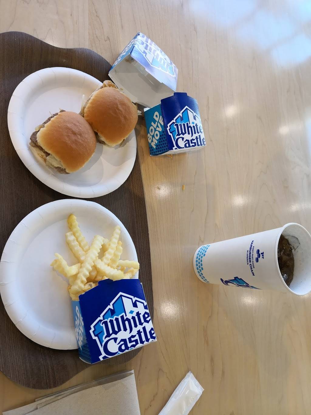 White Castle | restaurant | 965 N High St, Columbus, OH 43201, USA | 6142919189 OR +1 614-291-9189