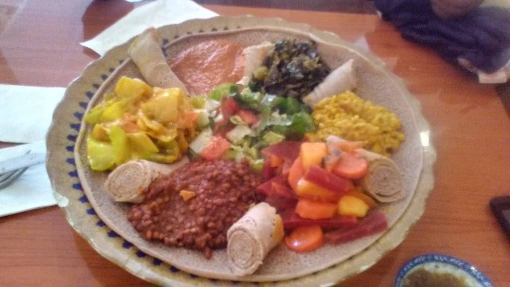 Fast N Tasty | restaurant | 69 Allen St, Buffalo, NY 14202, USA | 7168811832 OR +1 716-881-1832