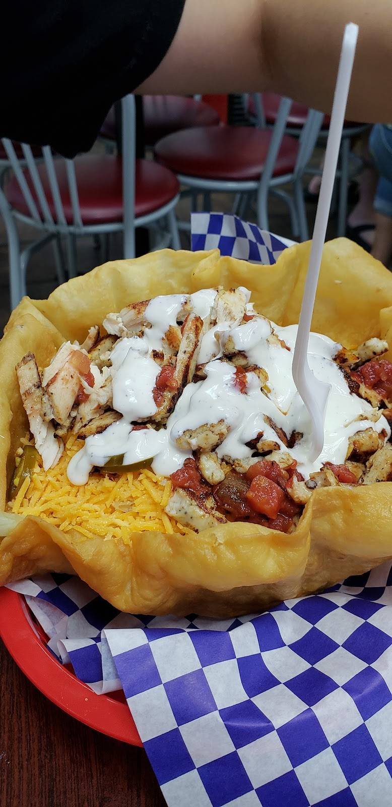 Campbells Dairyland | restaurant | 200 S Parsons Ave, Brandon, FL 33511, USA | 8136851189 OR +1 813-685-1189