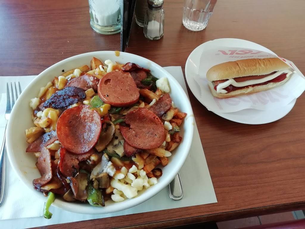 Monsieur Hotdog Plus | restaurant | 7751 Rue St-Hubert, Montréal, QC H2R 2P1, Canada | 5142773333 OR +1 514-277-3333